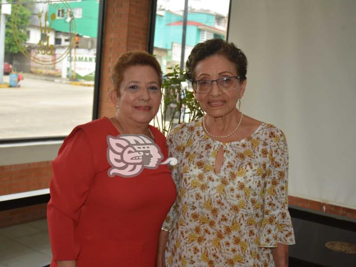 Mercedes Moreno y Magdalena Pavón festejaron al doble