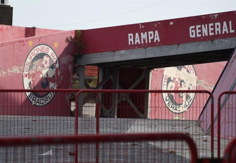 Es triste ver el Estadio Luis Pirata Fuente en ruinas: abogado