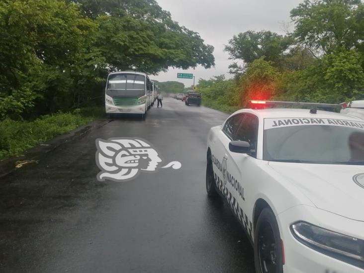 Lleva más de 12 horas cerrada la carretera Coatzacoalcos-Salina Cruz