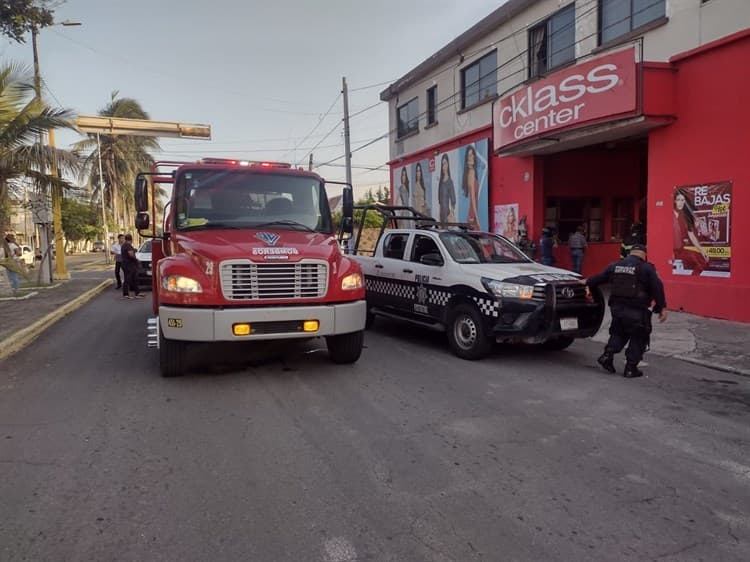 Se registró un conato de incendio en una tienda de calzado y ropa en Veracruz(+video)