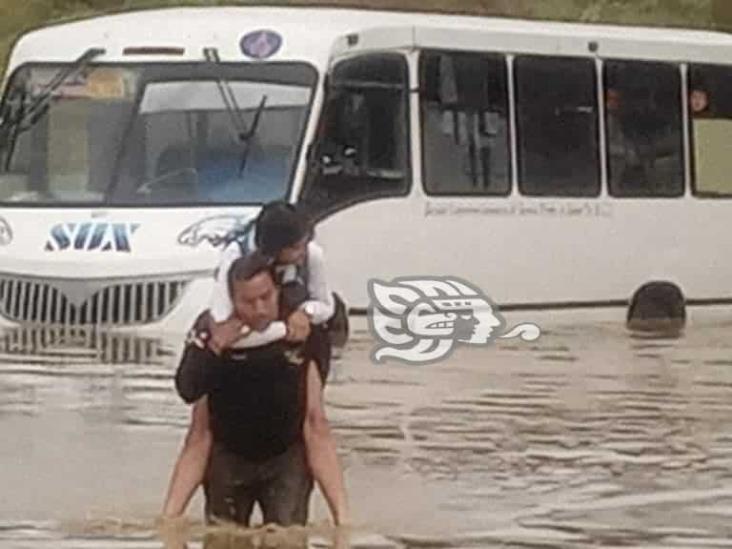 Fotogalería: por fuertes lluvias en Xalapa, activado el Plan Tajín