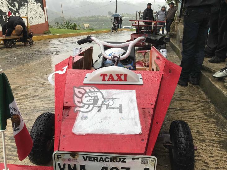 ¡Ni la lluvia los detuvo! Realizan gran carrera de carretones en Alpatláhuac