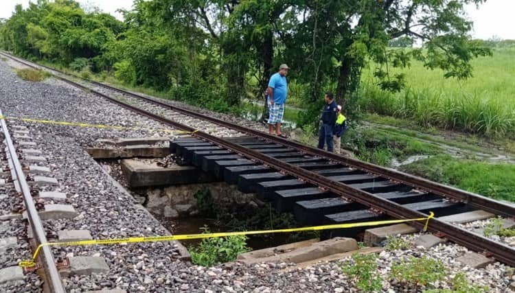 Persona de la tercera edad, muere ahogado en arroyo en Tierra Blanca