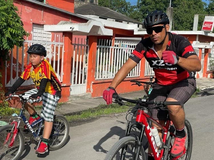 Se realizó la Primera Rodada por el Día del Padre en Úrsulo Galván