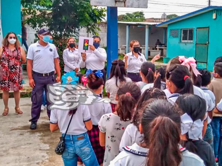 Promueven cultura vial en estudiantes de primaria