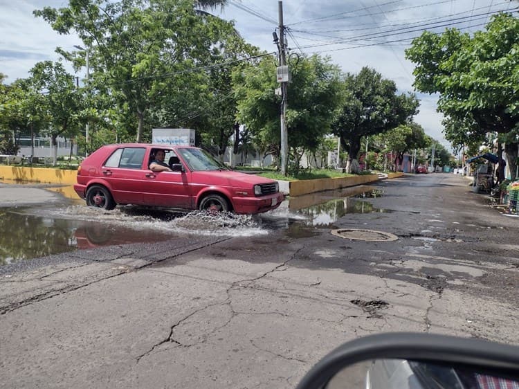 Refuerzan acciones de bacheo en Boca del Río