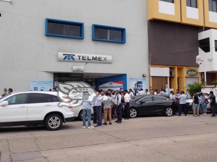 Telefonistas de Coatzacoalcos tienen en puerta dos emplazamientos a huelga