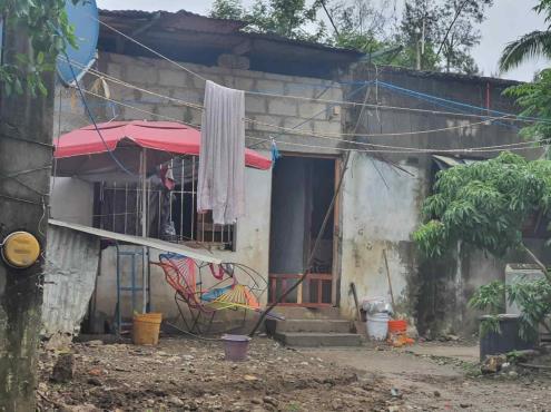 Obrero recibe descarga eléctrica mientras trabajaba en una casa en Poza Rica