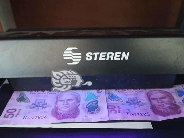 Persiste la estafa con billetes falsos en comercios de Acayucan