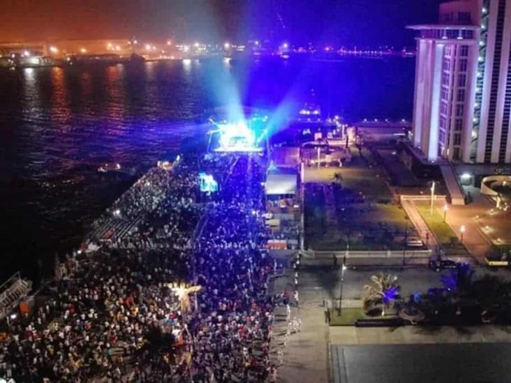 Transporte público prestará servicio después de masivos del Carnaval de Veracruz