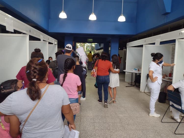 Con gran fluidez avanza la jornada de vacunación a menores de 5 a 11 años en Veracruz