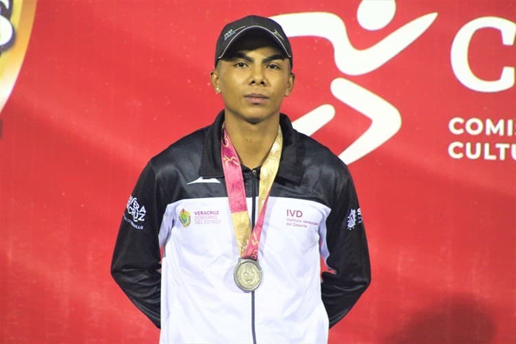 El veracruzano Alejandro Cárdenas gana medalla de oro en Nacionales Conade 2022