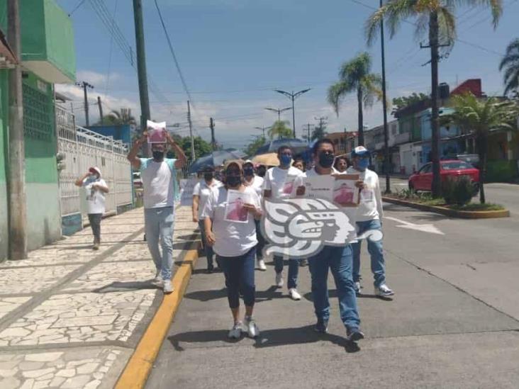 Con marcha en Orizaba, exigen aparición con vida de maestro veracruzano