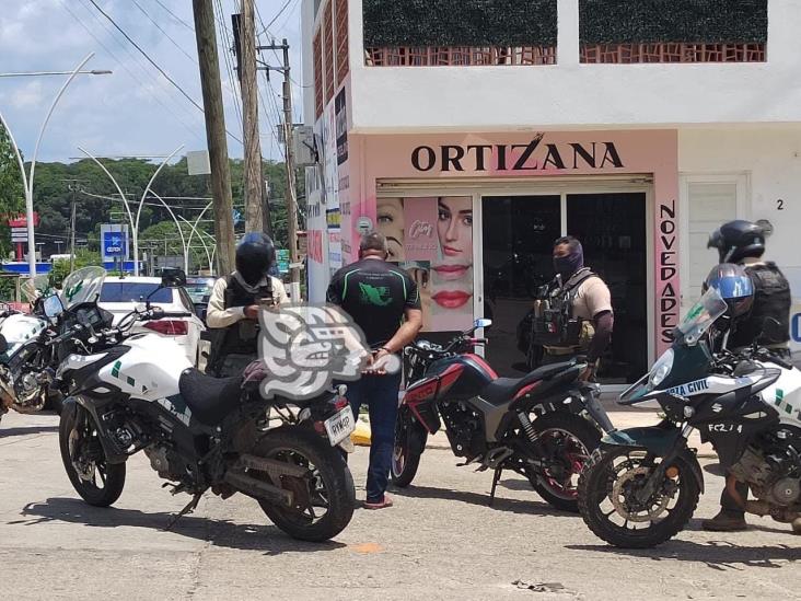 Detienen a ex militar presuntamente por manejar ebrio en Acayucan