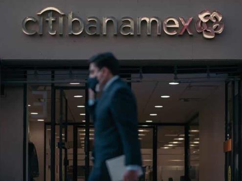 Santander ya no contenderá para comprar Banamex en México