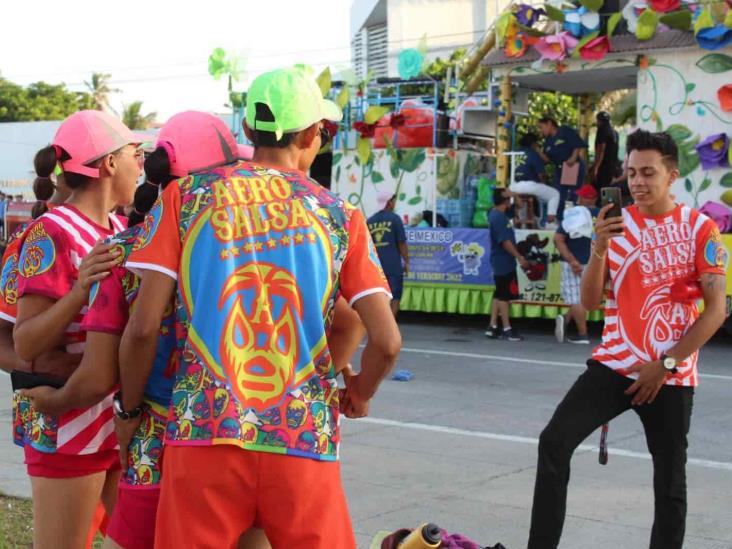Comparsa Aero Salsa Nuevo Milenio ha participado en Carnaval de Veracruz por 22 años