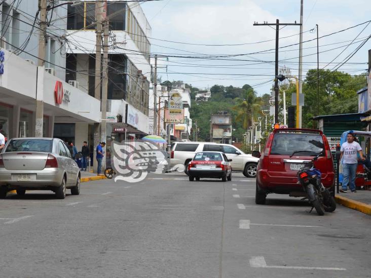 Se mantiene apertura de comercios en Poza Rica; hasta 50 negocios se abren al mes