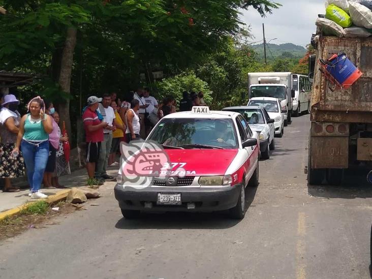 Taxistas de la parte baja de Misantla piden piso parejo