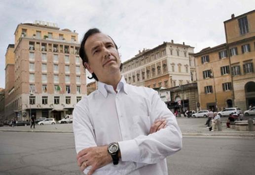 Tommaso Debenedetti: ‘Autor’ de la ‘muerte’ de Benedicto XVI