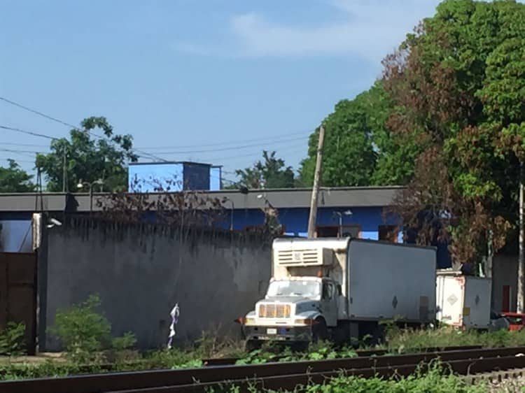 Sigue operando bodega de desechos tóxicos en Puente Nacional