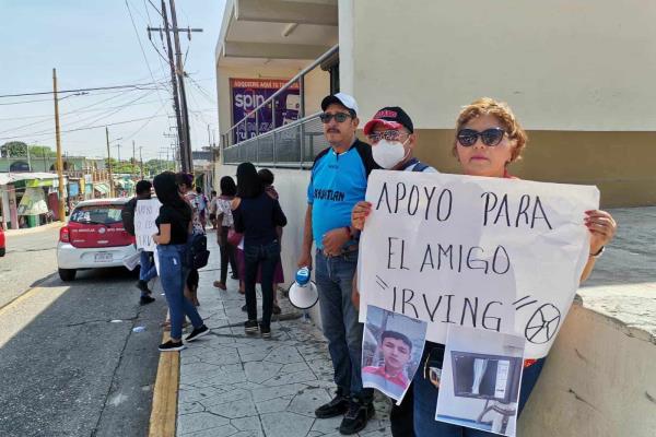 (+ Video) Joven futbolista Irving necesita apoyo para cubrir gastos de operación