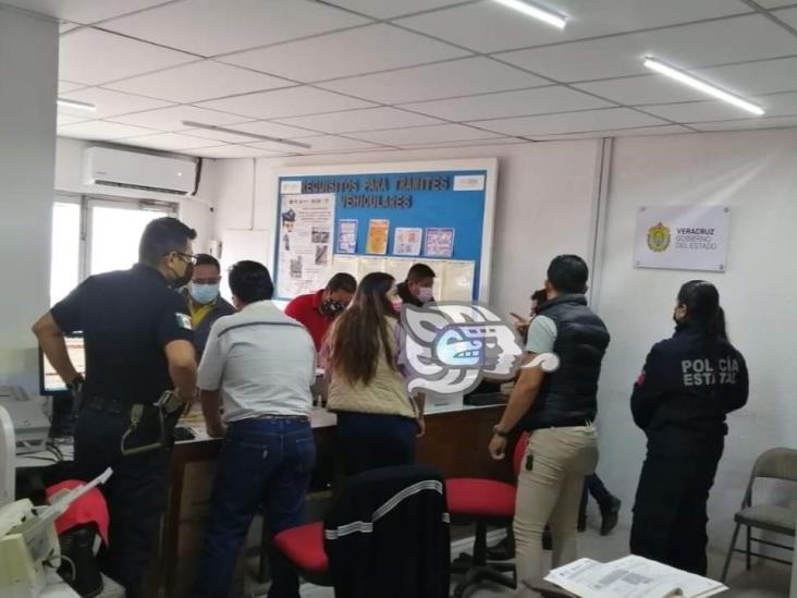Detectan irregularidades en oficinas de Hacienda en Las Choapas