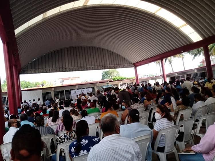 Capacitan a 2 mil maestros en prevención de la violencia escolar en Cosamaloapan