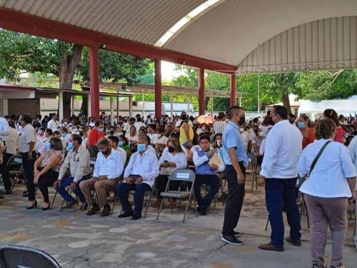 Capacitan a 2 mil maestros en prevención de la violencia escolar en Cosamaloapan