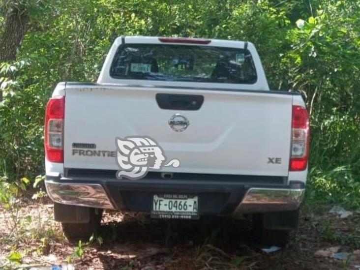 Detienen a dos y aseguran 10 unidades robadas en el sur de Veracruz