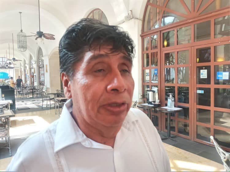 PRD se convirtió en la ´rémora´ del PAN: exdirigente municipal en Veracruz
