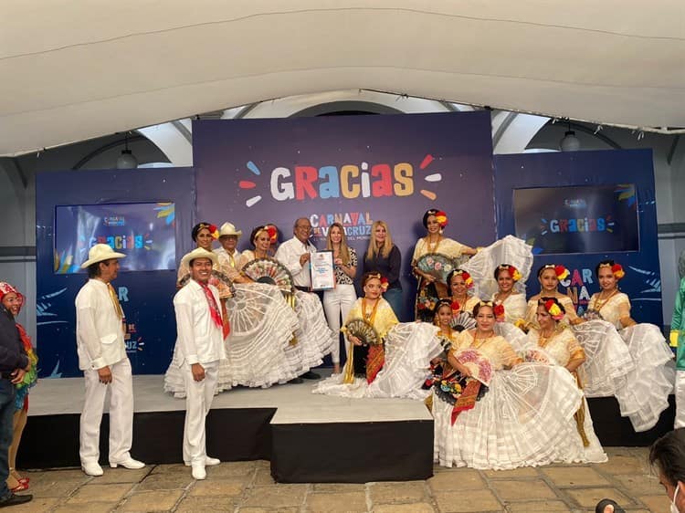 Premian a batucadas y comparsas que participaron en Carnaval 2022 (+Video)