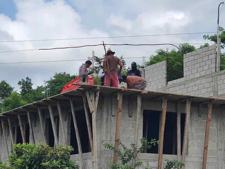 Obrero murió al recibir una descarga eléctrica en una construcción en Poza Rica