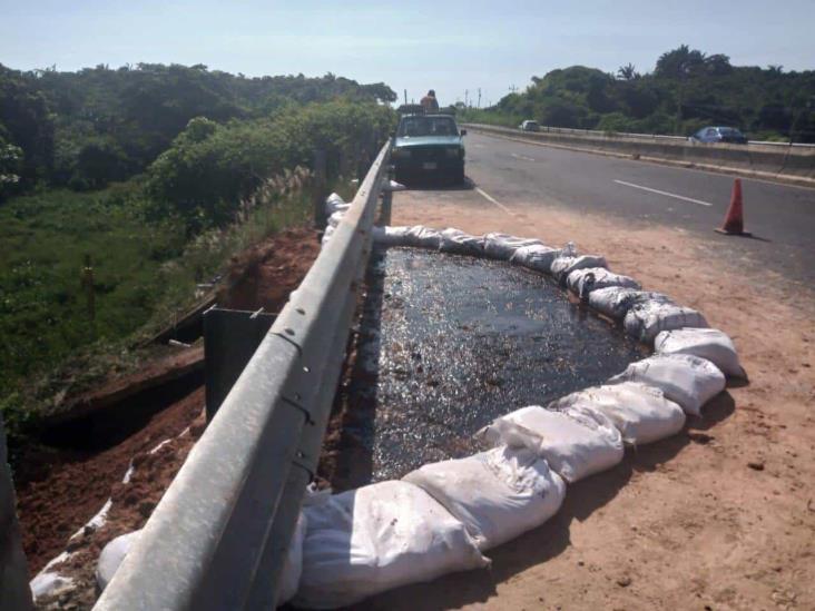 Atiende SCT carreteras dañadas por lluvias en Veracruz