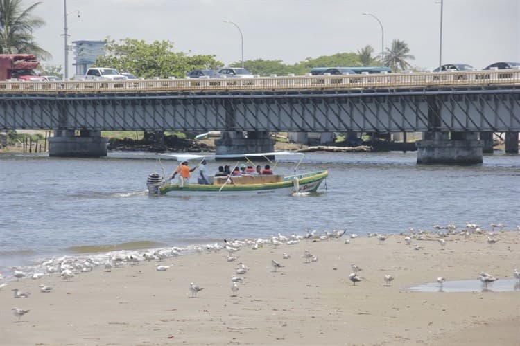 Urge dragar ríos para evitar expansión de la nueva playa en Boca del Río