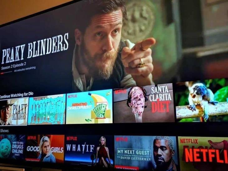 Netflix afina cobro extra por compartir cuentas