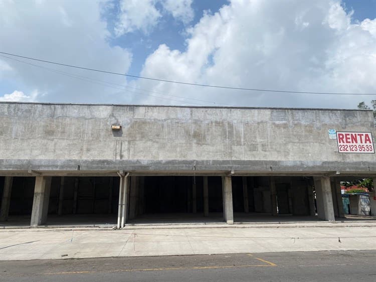 Un peligro, edificios abandonados en zonas de mercados de Veracruz
