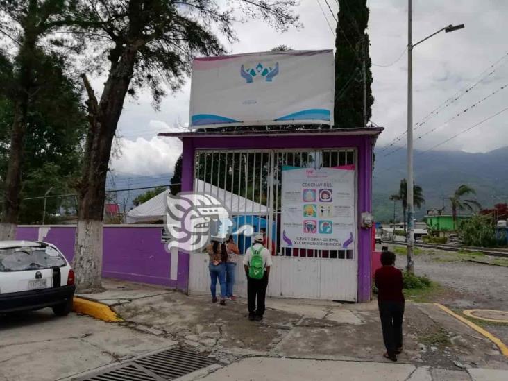 “Presionan” a padres de familia del CAIC a afiliarse a partido, en Mendoza