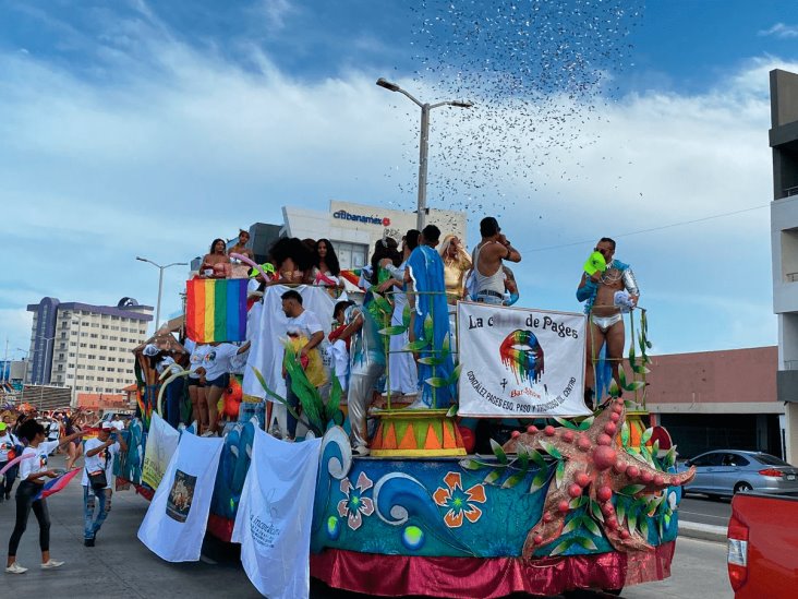 Comunidad LGBTIQ+ realiza marcha en la zona conurbada Veracruz – Boca del Río