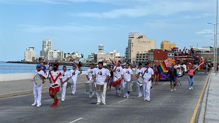 Comunidad LGBTIQ+ realiza marcha en la zona conurbada Veracruz – Boca del Río