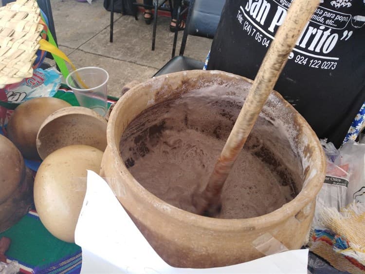 Popo, la bebida de los dioses, tradición de Acayucan