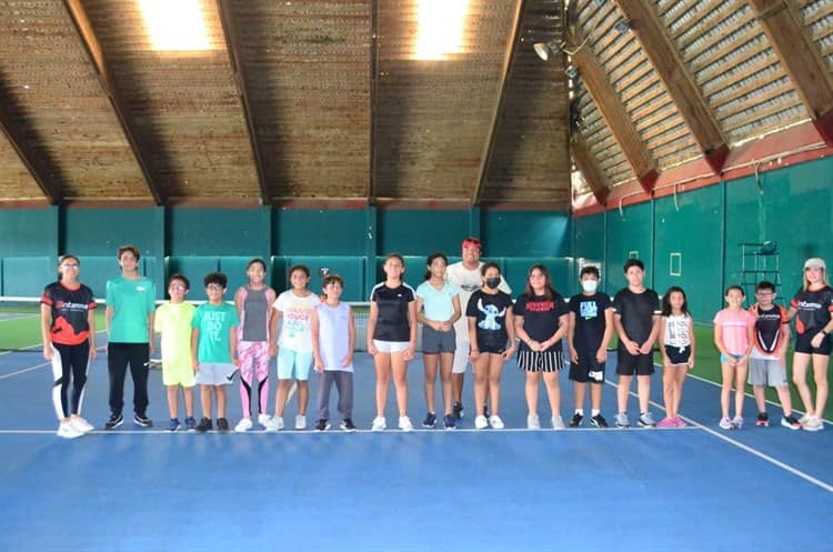 Comenzaron los cursos de verano en el Britania Sport Center en Boca del Río