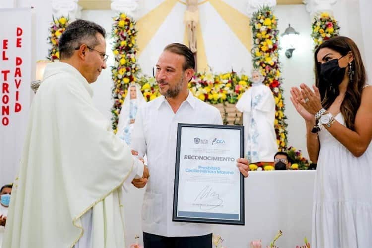 Padre Cecilio dejará de estar al frente de la Parroquia de Santa Ana en Boca del Río