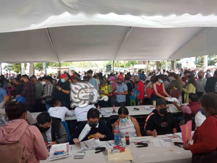 Multitud votó en elecciones internas de Morena, en Xalapa (+Video)
