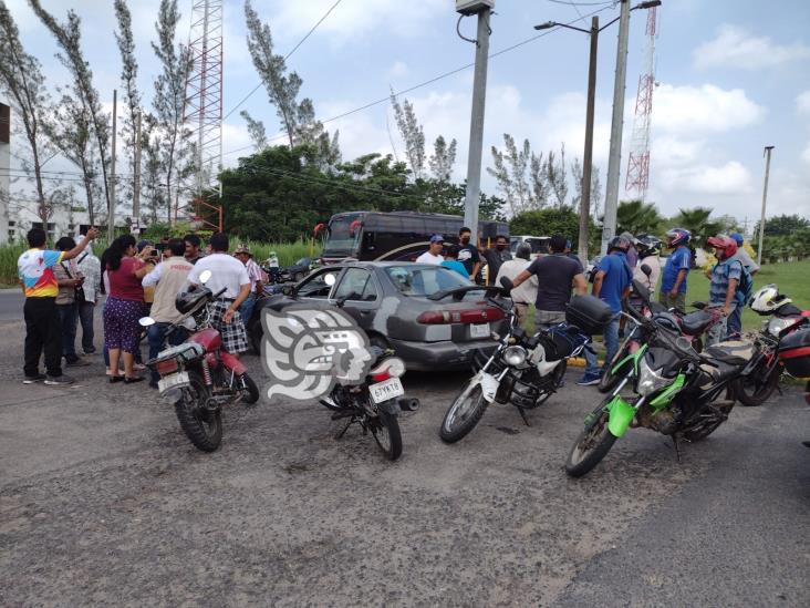 (+Video) Truenan motociclistas del sur contra abusos de Policía Estatal y Vial