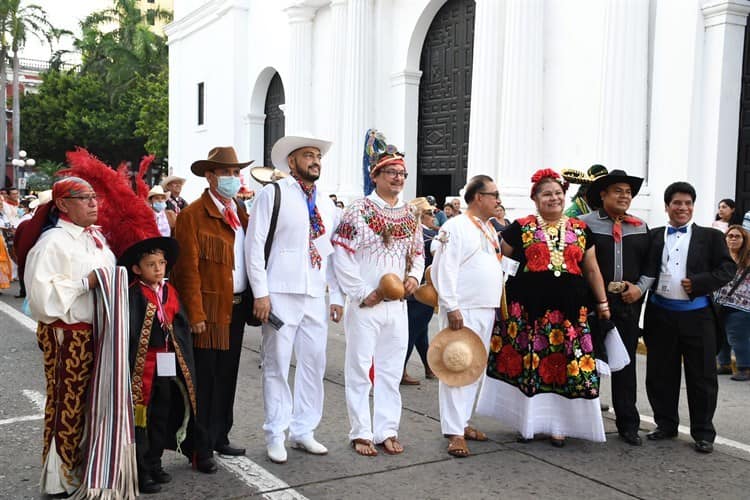 Realizan el 51 Encuentro Nacional de Danza Folklórica en el puerto de Veracruz