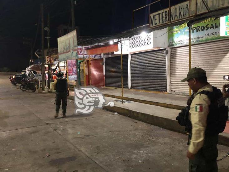 (+Video) Atacan a balazos carnicería en el barrio Tamarindo e Acayucan