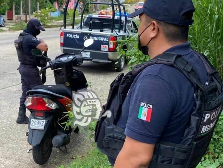 Motoneta descompuesta moviliza a policías en Minatitlán