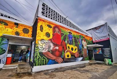 ¡Ahí la llevan! Mercado Los Sauces, en Xalapa, lidia con secuelas de pandemia