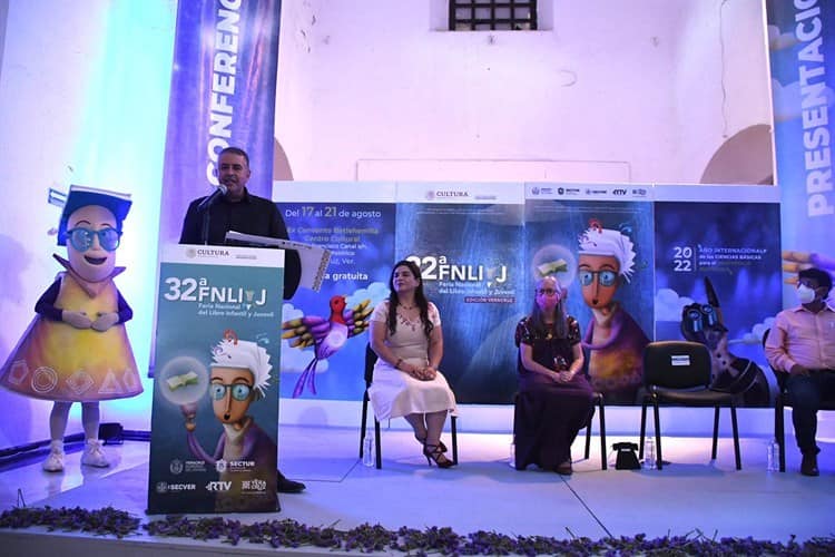(Video) Inaugura IVEC Veracruz la 32 Feria Nacional del Libro Infantil y Juvenil