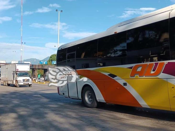 Reportan cierre parcial de circulación en autopista Córdoba-La Tinaja